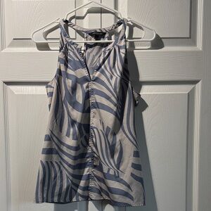 Banana Republic Blue and White Patterned Blouse